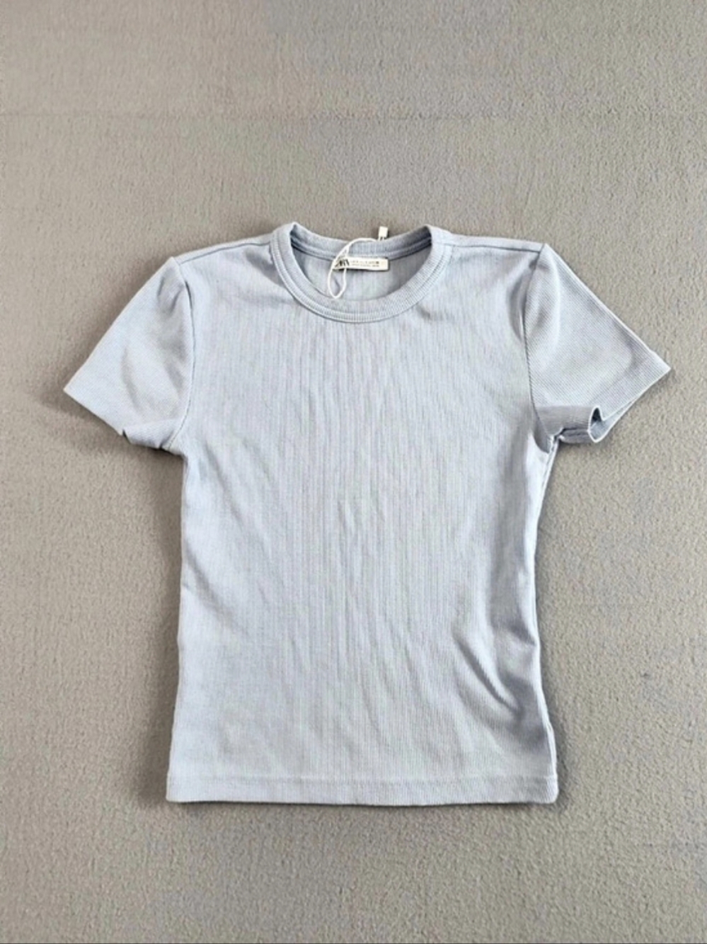 Zara | Ribbed Tee - Picture 2 of 5